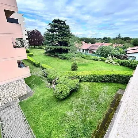 Terre D'occitan-metro-parking-balcon شقة