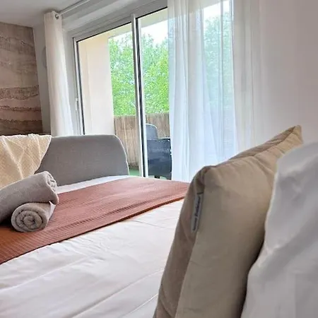 Terre D'occitan-metro-parking-balcon Рамонвиль-Сент-Ань